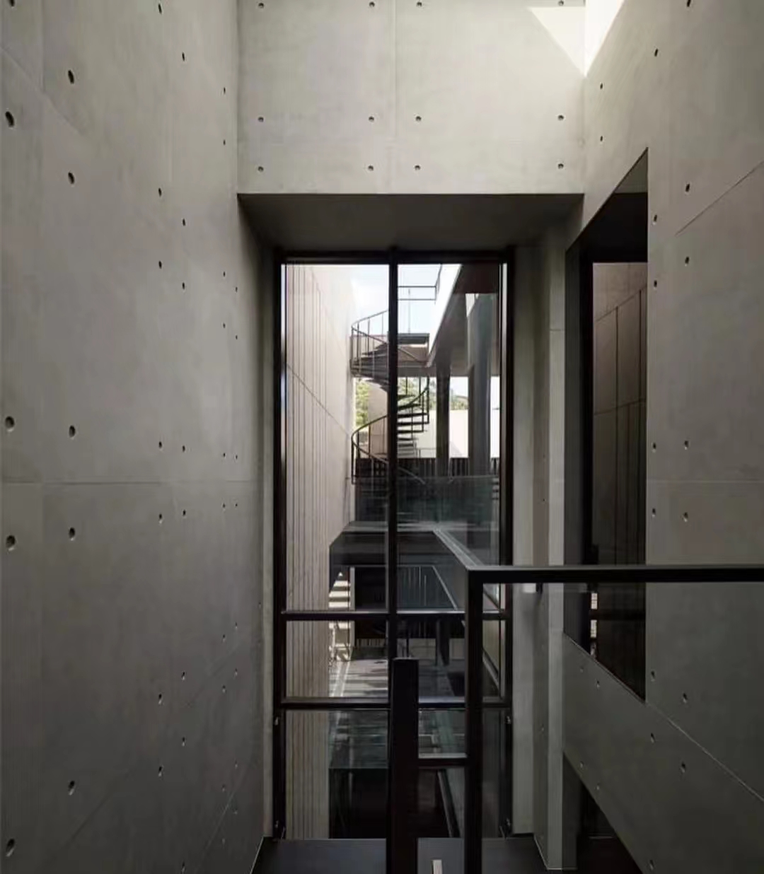 這種清水混凝土建筑，你愛了嗎？