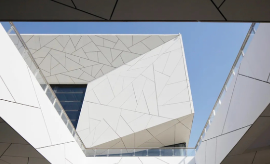 UHPC掛板讓建筑充滿無(wú)限可能